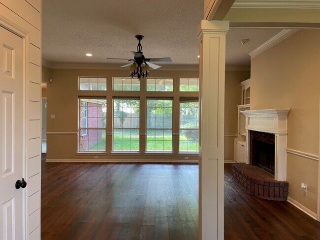 Building Photo - Available Now! No Pets! Beautiful 4 bed/2....
