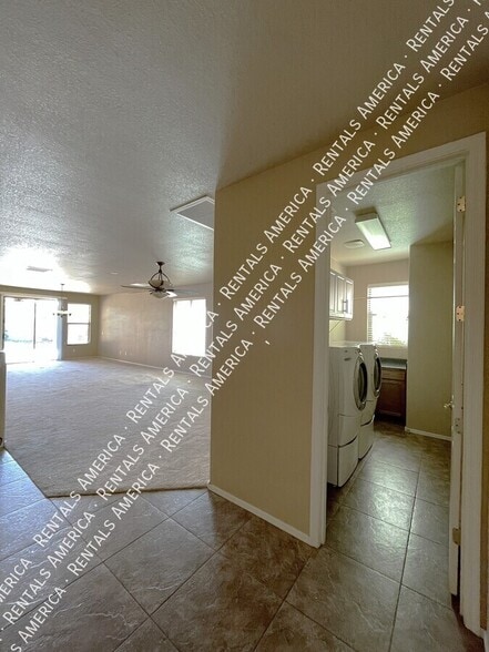 Building Photo - 2243 W Mila Way