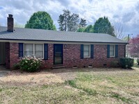 Building Photo - For Rent Statesville