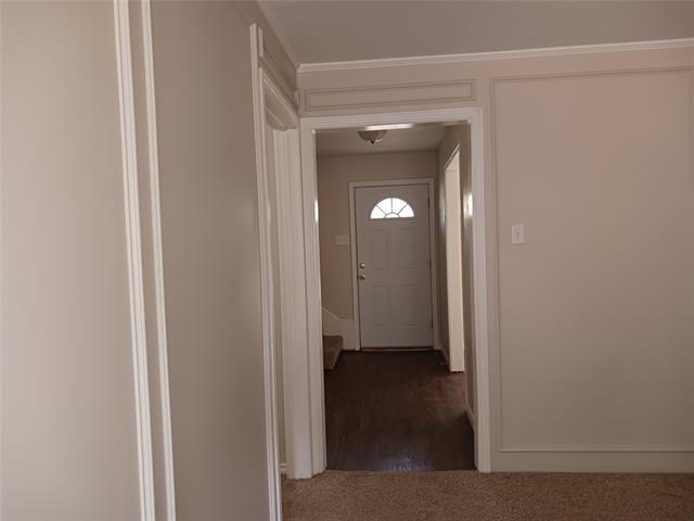 Building Photo - 704 Allison Dr