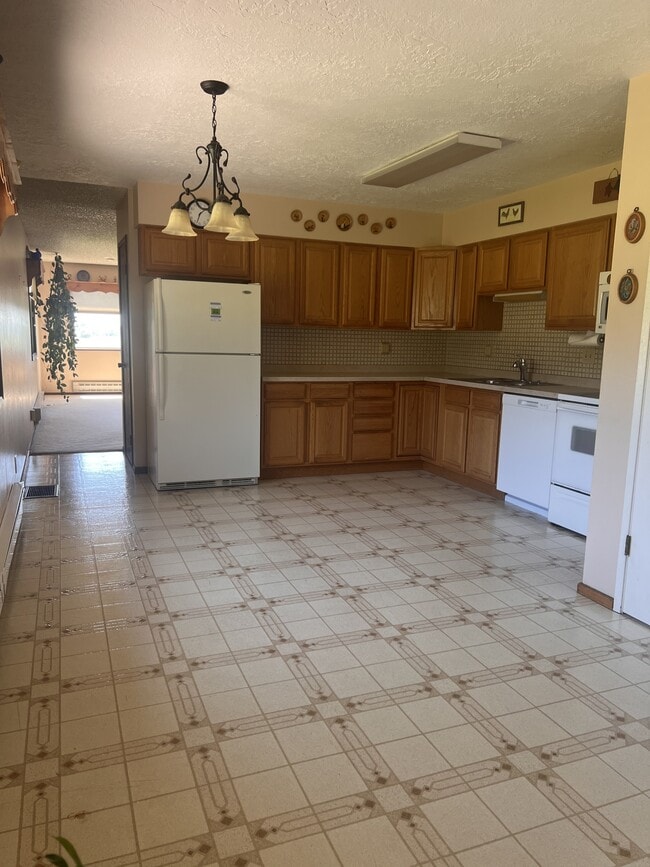 Building Photo - 32791 Bugle Ln