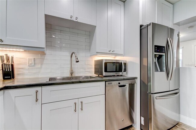 Building Photo - 1907 2nd St N