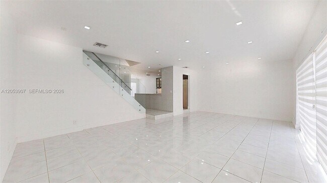 Building Photo - 8212 NW 8th Pl