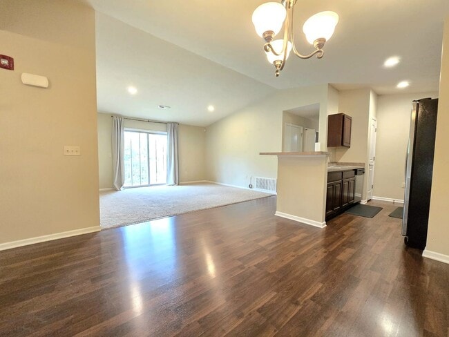 Building Photo - 5640 Irish Way