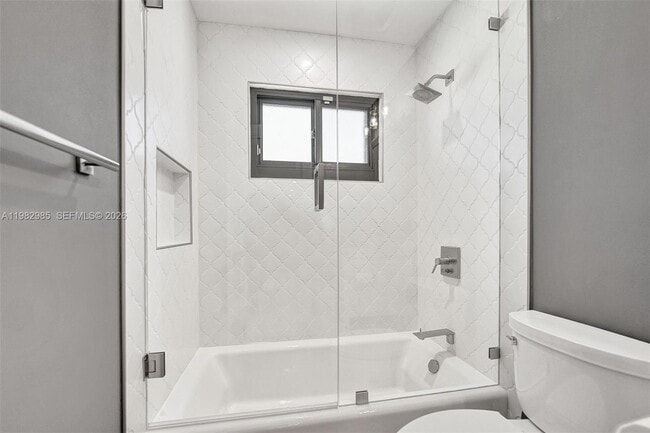 Building Photo - 915 NW 7th St