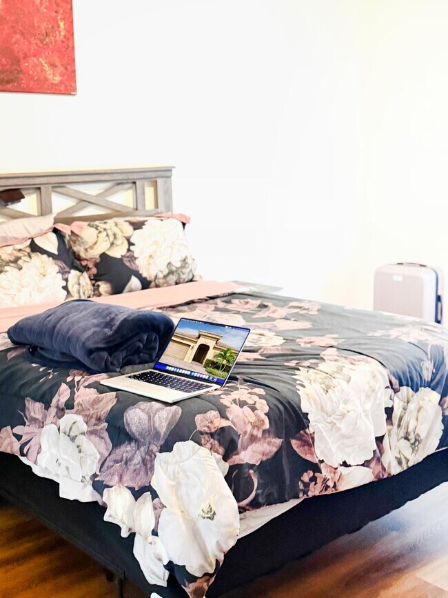 Building Photo - 4208 Troon Pl