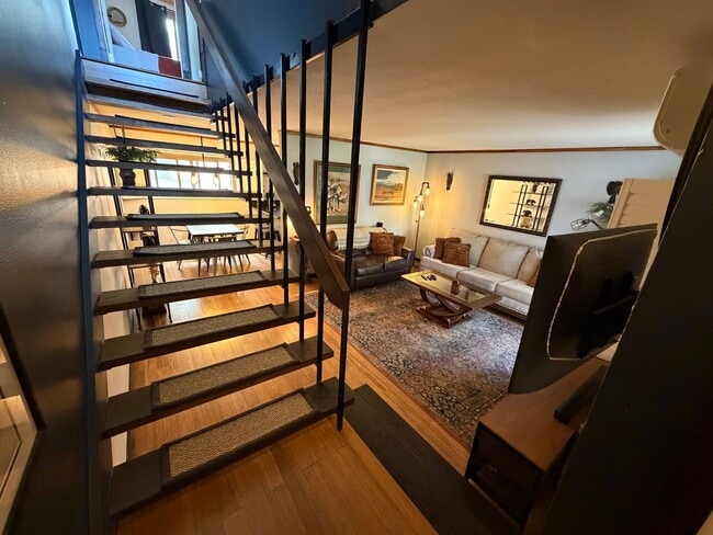 Building Photo - Fully Furnished Condo in the Heart of San Diego | 2 Parking Spaces, In-Unit Laundry, & Luxury Ame...
