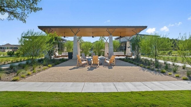 Building Photo - 112 Revere Dr