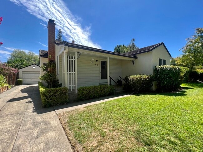 Building Photo - Charming 3 bedroom 2 bath home in Sacramento!