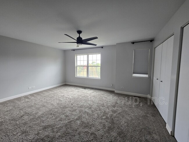 Building Photo - 552 Richard Brown Blvd