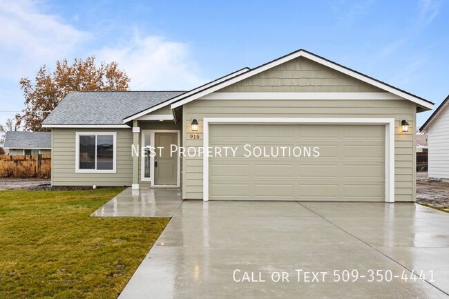 Primary Photo - Newer 3 Bed, 2 Bath Home in Moses Lake