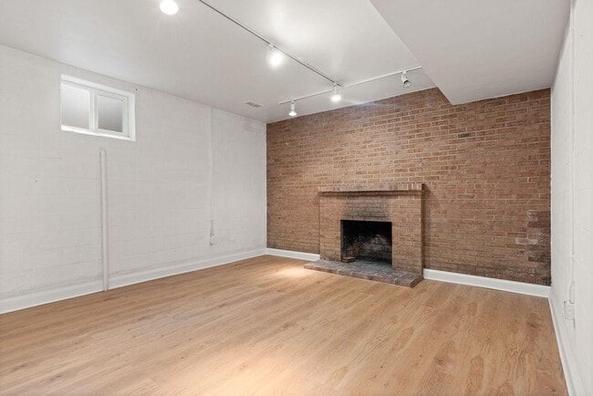 Building Photo - 4832 Van Ness St NW