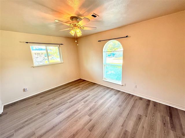 Building Photo - 2217 Indian Creek Dr