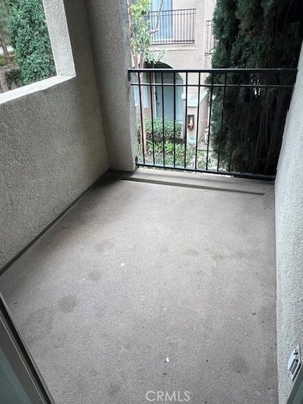 Building Photo - 3801 Orangewood