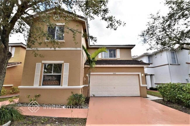 Building Photo - 15648 SW 112th Dr