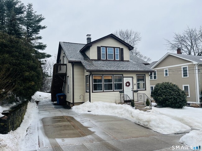 Building Photo - 23 Konstin Pl