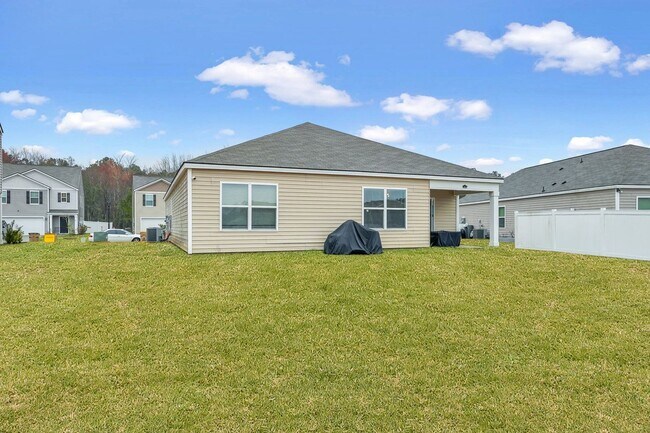 Building Photo - 123 Tobago Cir