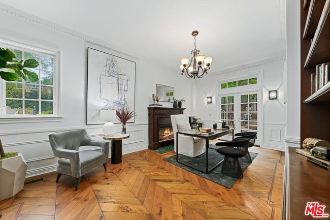 Building Photo - 515 S Westgate Ave