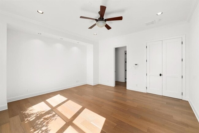 Building Photo - 1101 Sprague Ln