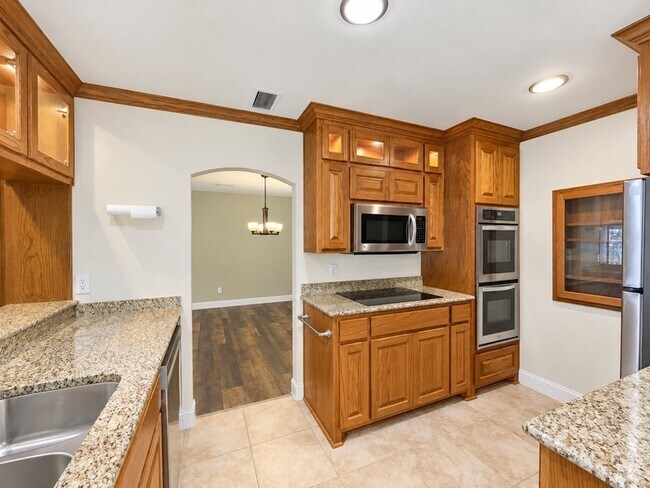 Building Photo - 15531 Mosscove Cir