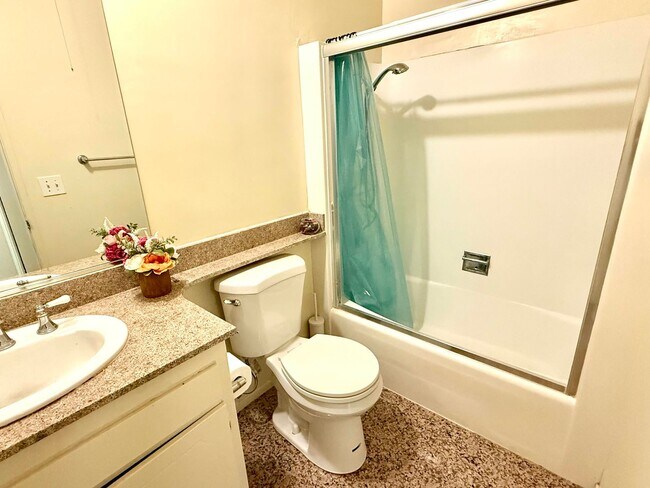 Building Photo - 1301 S Atlantic Blvd