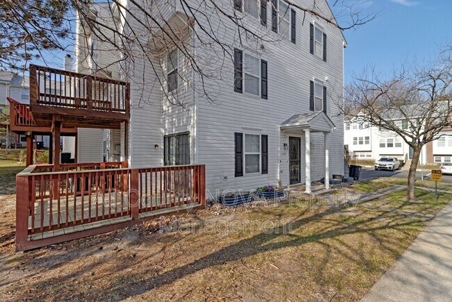 Building Photo - 4323 Apple Orchard Ln