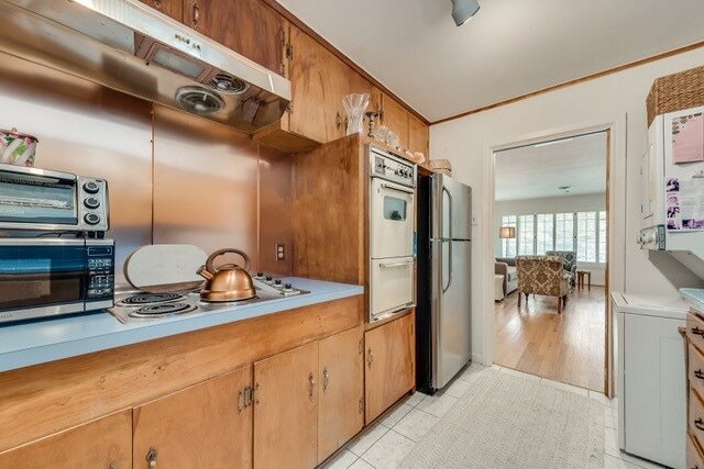 Building Photo - 6525 E Mockingbird Ln