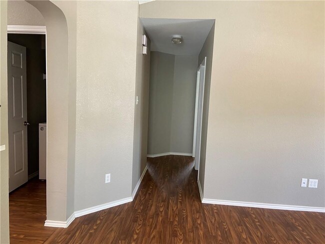Building Photo - 1513 Big Bend Dr