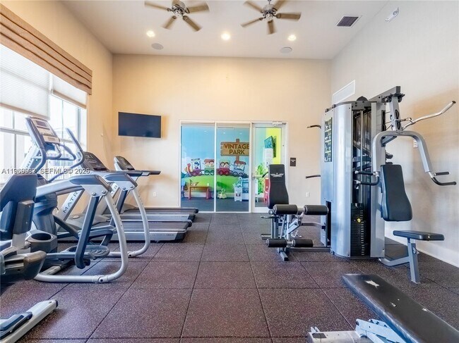 Building Photo - 10560 NW 69th Terrace