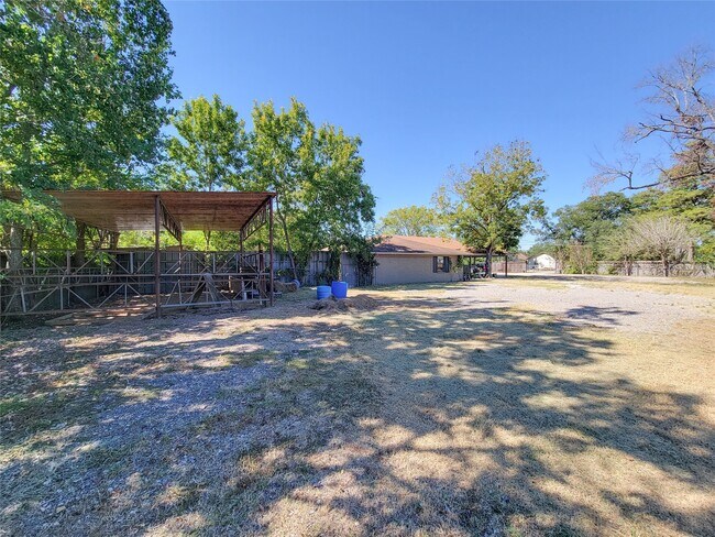 Building Photo - 12934 Ivydale Dr