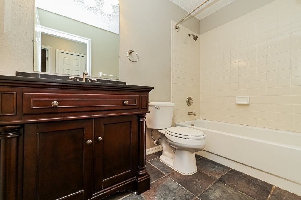 Building Photo - 4022 Fontana Pl