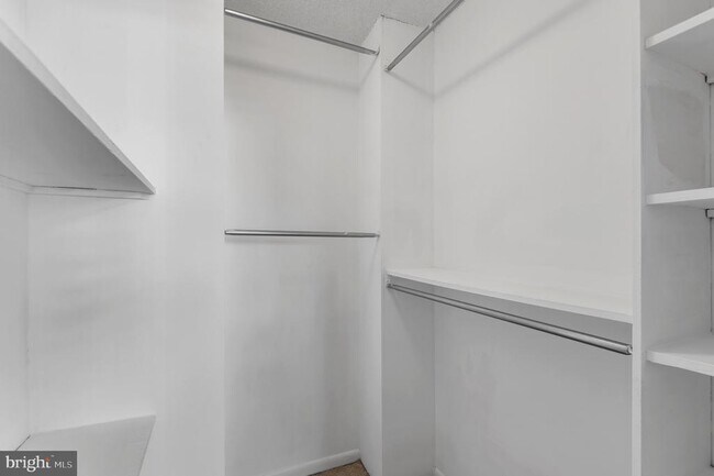 Building Photo - 205 E Joppa Rd