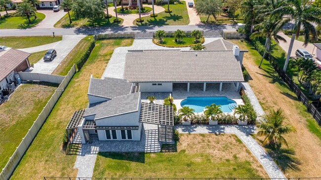 Building Photo - 3401 SW 141st Ave