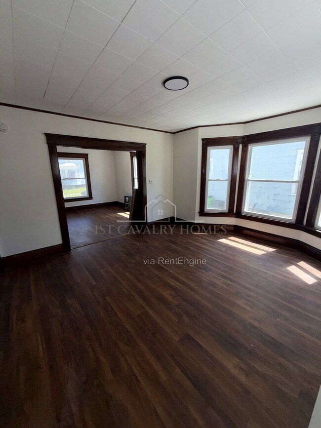 Building Photo - 135 S McKinley Ave