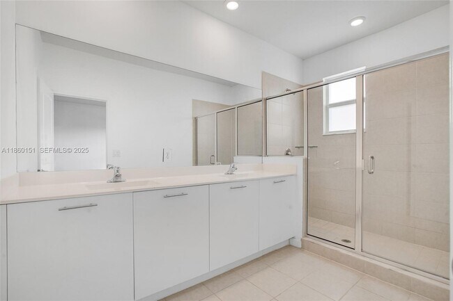 Building Photo - 12609 NW 23rd Pl