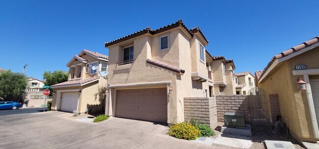 Building Photo - Beautiful Home in Summerlin