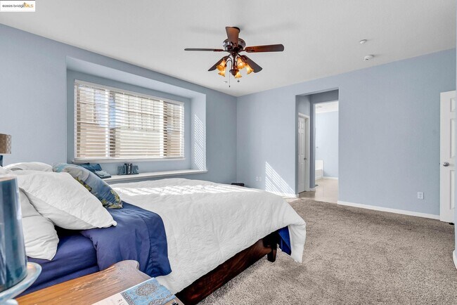 Building Photo - 1361 Tiffany Dr