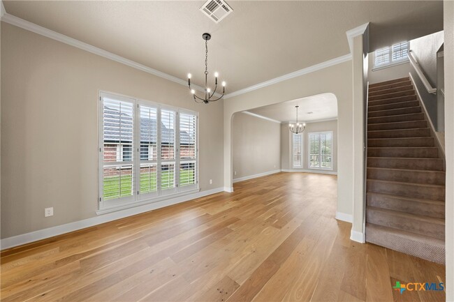Building Photo - 4512 Sunflower Ln