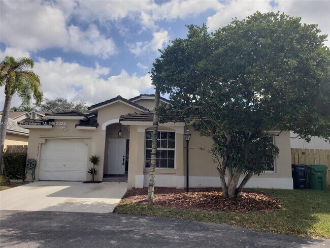 Building Photo - 14617 SW 123rd Ave