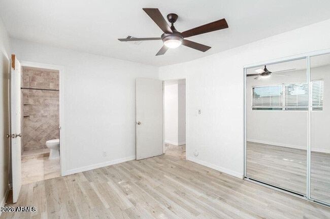 Building Photo - 7544 E Kimsey Ln