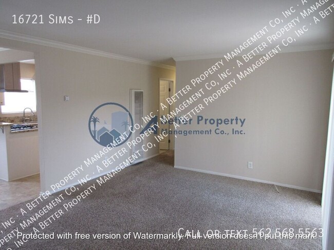 Building Photo - UPGRADED Upper Corner Bright&Sunny 2 bed w...