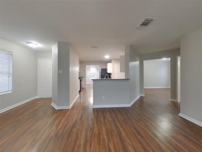Building Photo - 15322 Acorn Green Ct