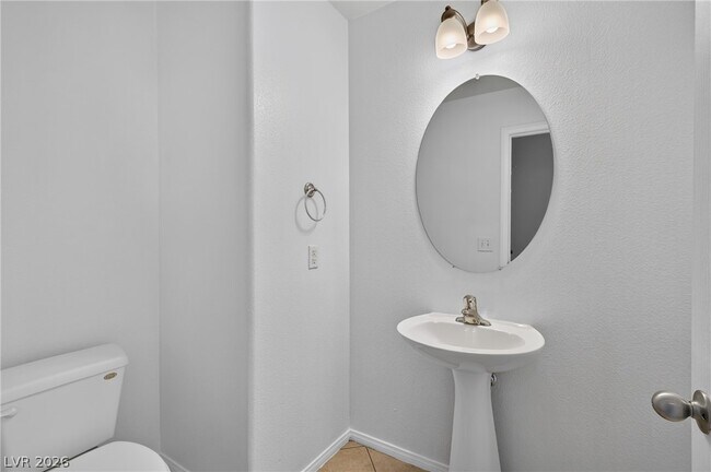 Building Photo - 10519 Allegrini Dr
