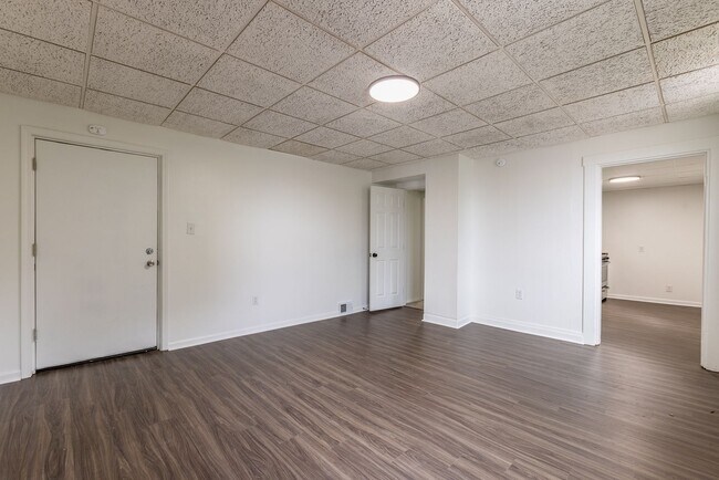 Building Photo - 1126 Arlington Ave
