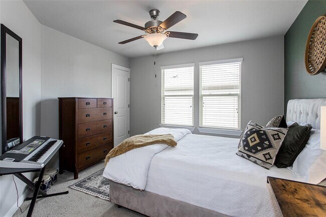 Building Photo - 5305 Traviston Dr