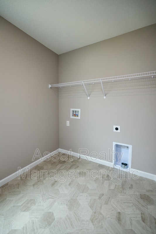 Building Photo - 5804 Rain Cloud Rd