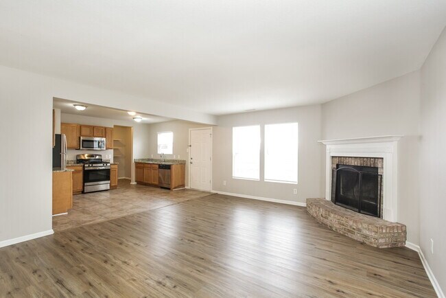 Building Photo - 424 W Warrior Ct