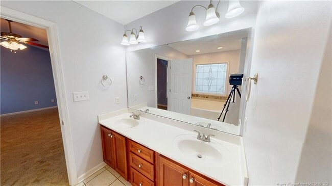 Building Photo - 2104 St Nicholas Dr