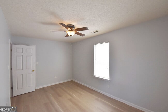 Building Photo - 402 Sherrels Ford