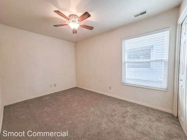 Building Photo - 2 br, 1 bath House - 166 West 200 North #1